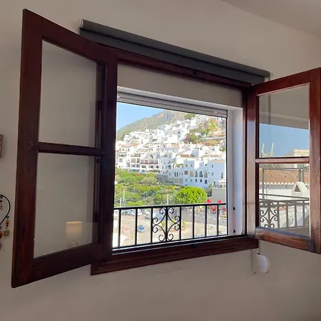 Andalucian House With Rooftop Terrace In The Heart Of * フリヒリアナ