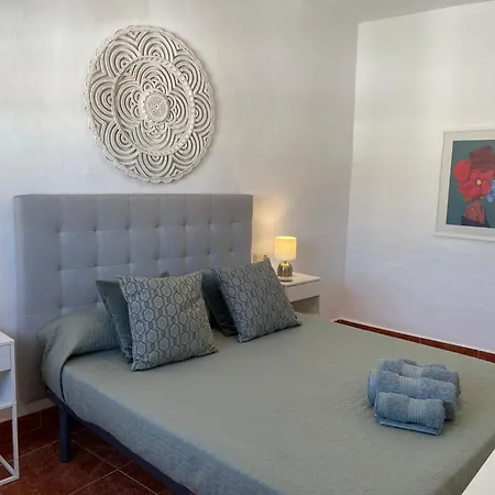 Andalucian House With Rooftop Terrace In The Heart Of 別荘 *