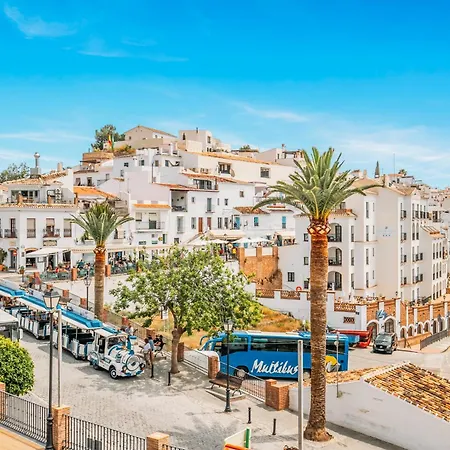 Andalucian House With Rooftop Terrace In The Heart Of Holiday home Frigiliana